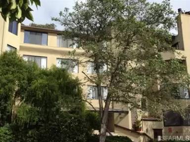 Main picture of 109 S Lake Merced Hls