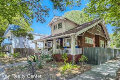 Main picture of 1109 W St