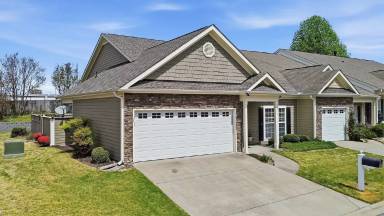 Main picture of 211 Louisville Dr
