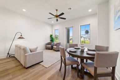 Main picture of 315 Sandstone Ave