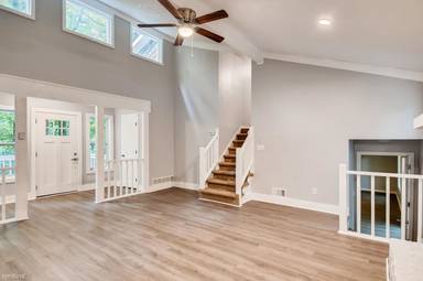 Main picture of 5181 Island Dr