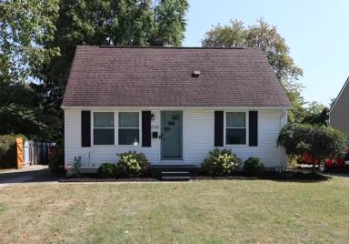 Main picture of 3130 Reis Ave