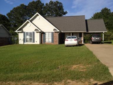 Main picture of 1002 Coor Springs Cv