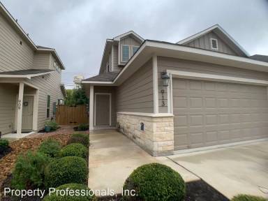 Main picture of 905 Crystal Brook Cv