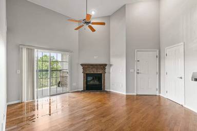 Main picture of 3865 S Dayton St