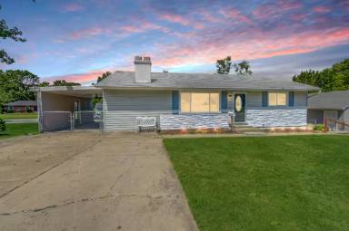 Main picture of 36 Daniel Dr