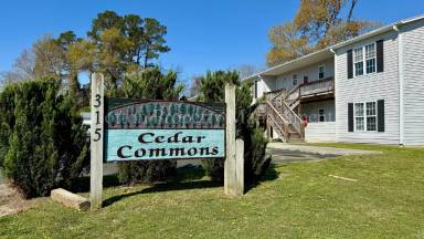 Main picture of 315 S Dudley St