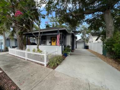 Main picture of 1150 Highland St S