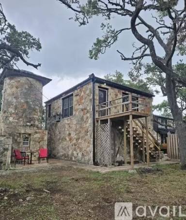 Main picture of 815 Hugo Rd