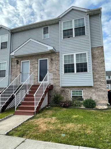 Main picture of 238 Vincent Cir