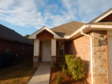 Main picture of 2325 Golden Ln