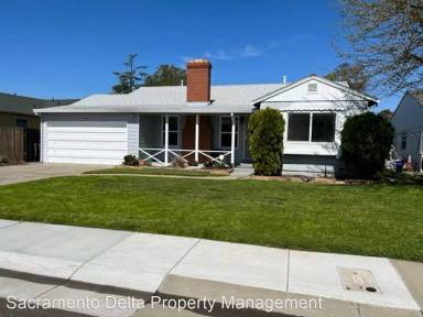 Main picture of 2161 Meer Way