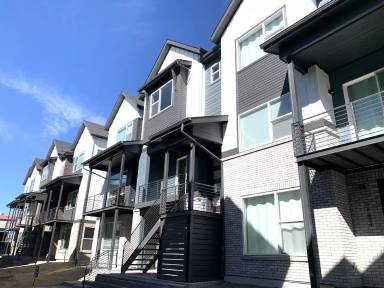 Main picture of 5109 Vivian St