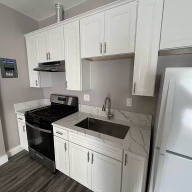 Main picture of 3933 Thorn St