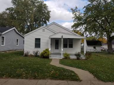 Main picture of 2300 N Waugh St