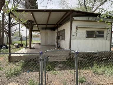 Main picture of 5601 El Paso Ave