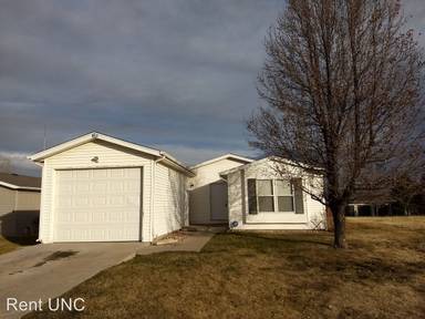 Main picture of 2990 W C St