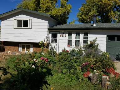 Main picture of 629 W 8th St