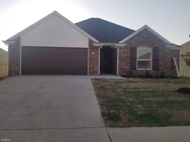 Main picture of 500 Coconut Ln