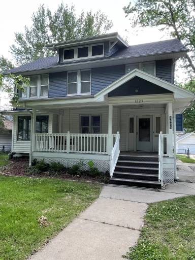 Main picture of 1625 SW Jewell Ave