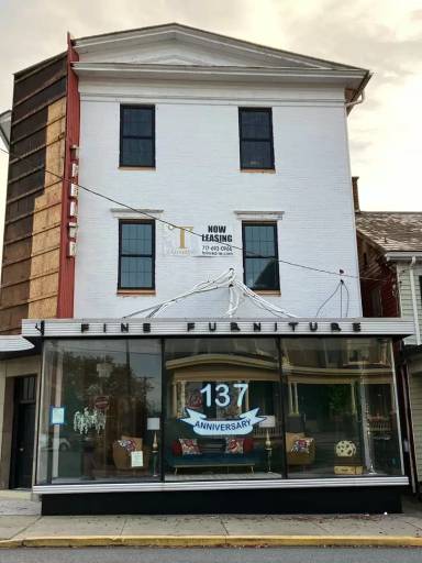 Main picture of 84 E Main St