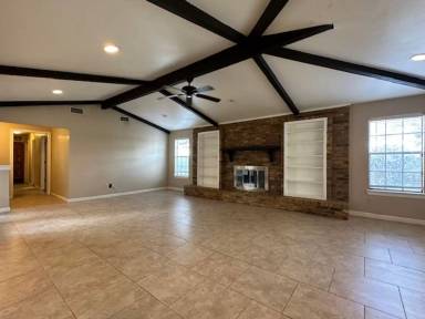 Main picture of 3101 Canterbury Dr