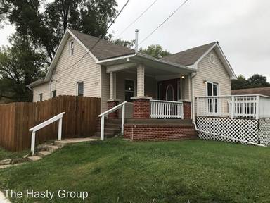 Main picture of 3901 S Minnie St