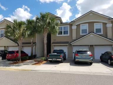 Main picture of 7071 Deer Lodge Cir