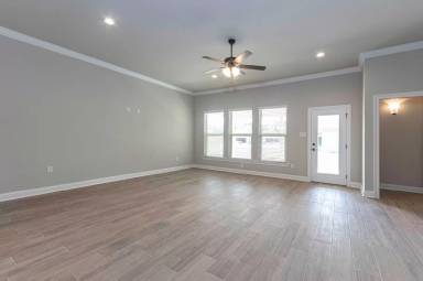 Main picture of 113 Rose of Sharon Ln