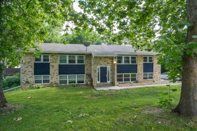 Main picture of 4001 E University Ave