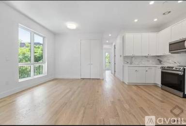 Main picture of 3301 Newkirk Ave
