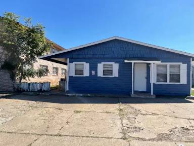 Main picture of 2409 45th St