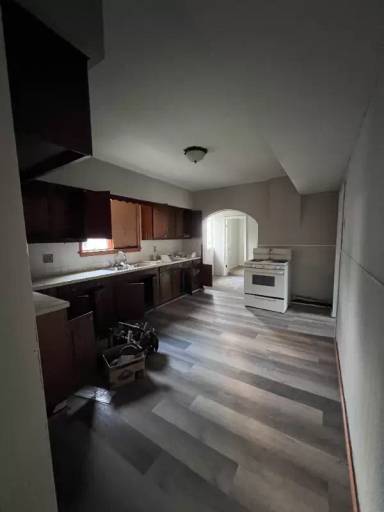 Main picture of 197 Cable St