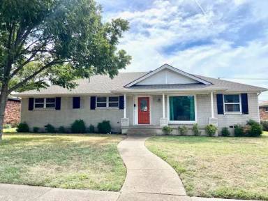 Main picture of 2648 Sharpview Ln