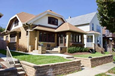 Main picture of 2533 S Howell Ave