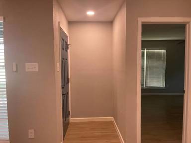Main picture of 5000 Inverness Ave