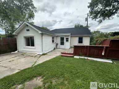 Main picture of 7541 Orchard Ave