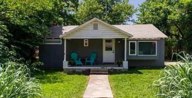 Main picture of 1321 S Washington Ave