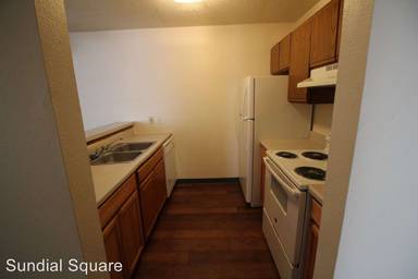 Main picture of Sundial Square