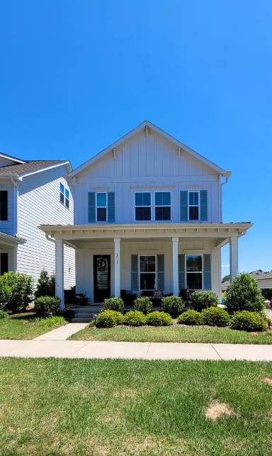 Main picture of 1621 Knolls Dr