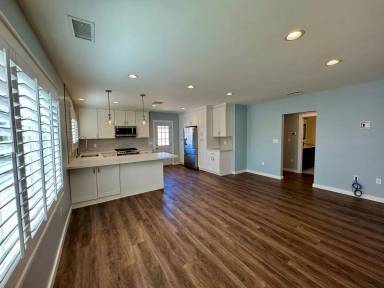 Main picture of 7915 Coldwater Canyon Ave