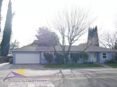 Main picture of 6600 Greenhaven Dr