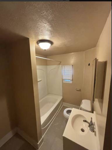 Main picture of 1037 Dayton St