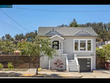 Main picture of 612 Stannage Ave