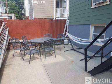 Main picture of 104 Glenwood Rd