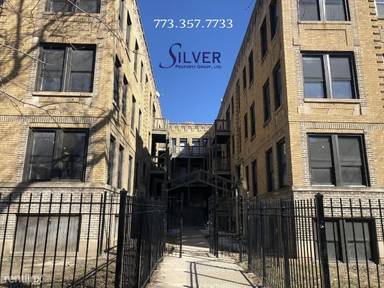 Main picture of 4815 N Christiana Ave