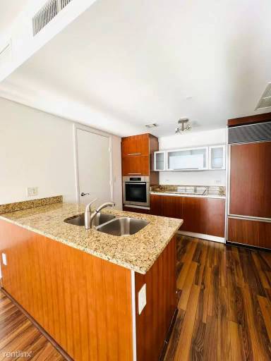 Main picture of Ocean Four Condo