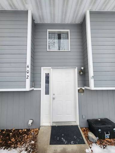 Main picture of 402 20th Ave W