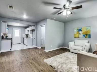Main picture of 3905 Winfield Ave