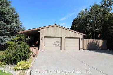 Main picture of 1210 Adair Dr